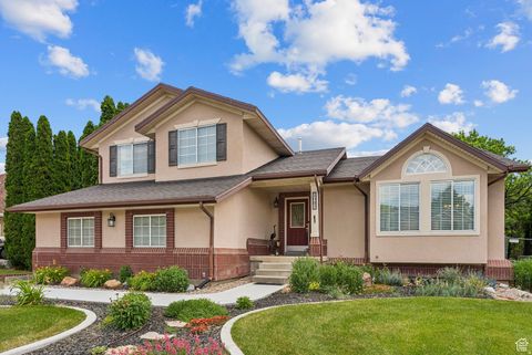Tiny photo for 1087 W BARNES DR, Kaysville, UT 84037 (MLS # 2137952)