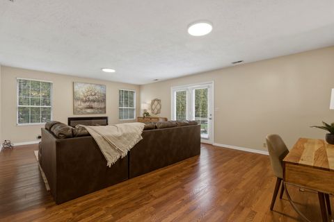 Tiny photo for 1087 W BARNES DR, Kaysville, UT 84037 (MLS # 2137952)
