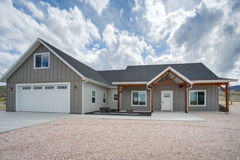 Photo of 2962 S SAND TRAP CIR #69, Garden City, UT 84028 (MLS # 2169480)