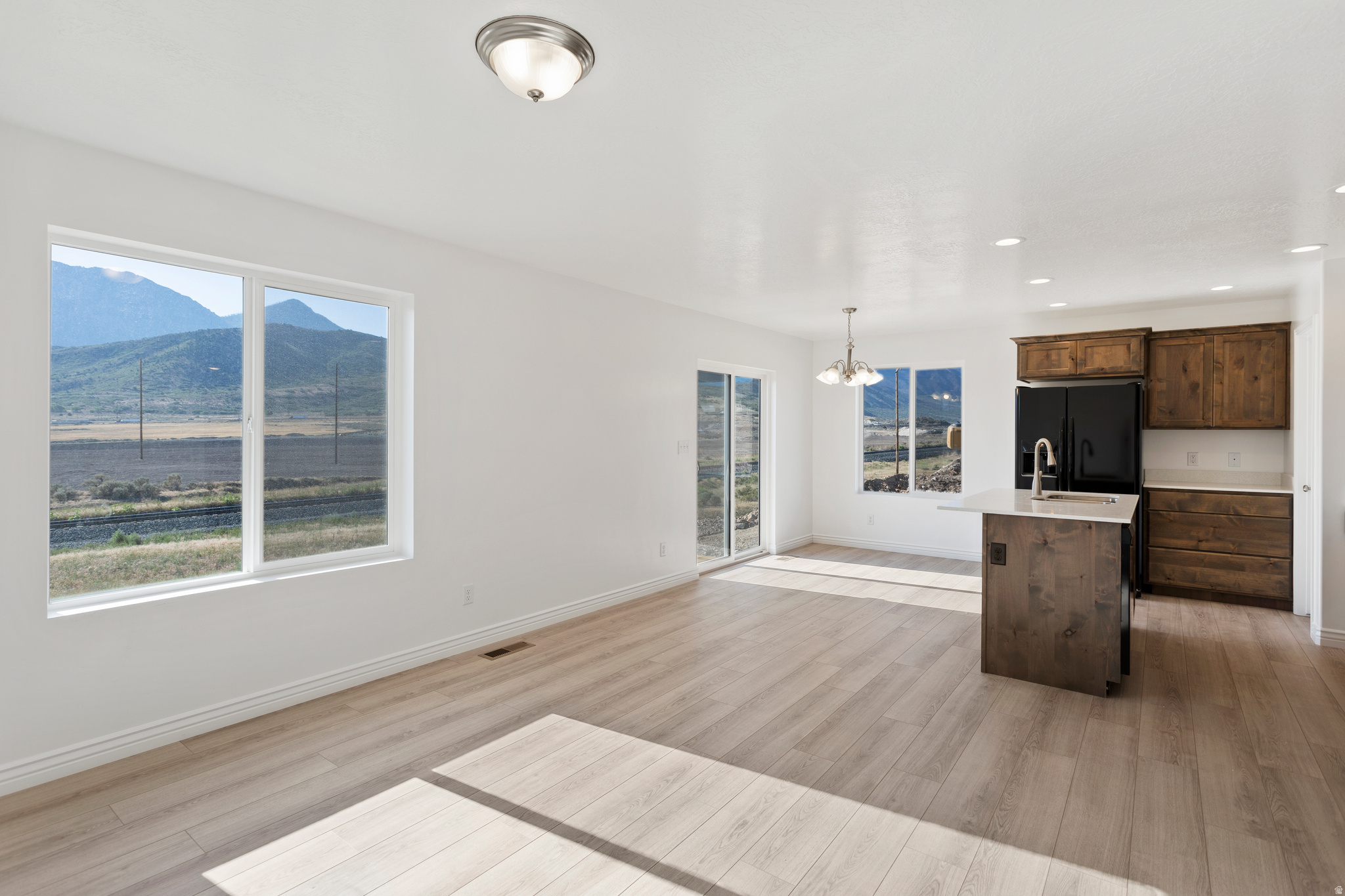 MAPLETON VILLAGE - Residential