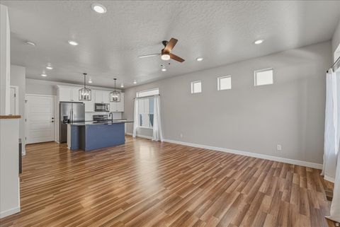 Tiny photo for 246 S MEADOWBROOK CT, Saratoga Springs, UT 84045 (MLS # 2136222)