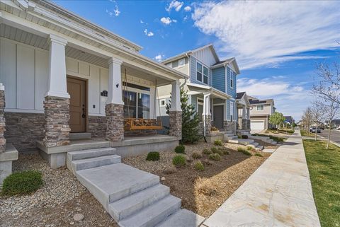 Tiny photo for 246 S MEADOWBROOK CT, Saratoga Springs, UT 84045 (MLS # 2136222)