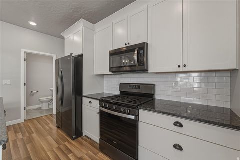 Tiny photo for 246 S MEADOWBROOK CT, Saratoga Springs, UT 84045 (MLS # 2136222)