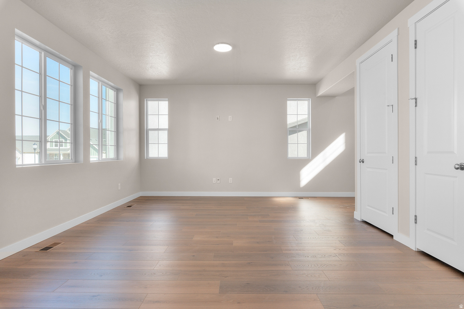 HIDDEN OAKS CTG 735 - Residential