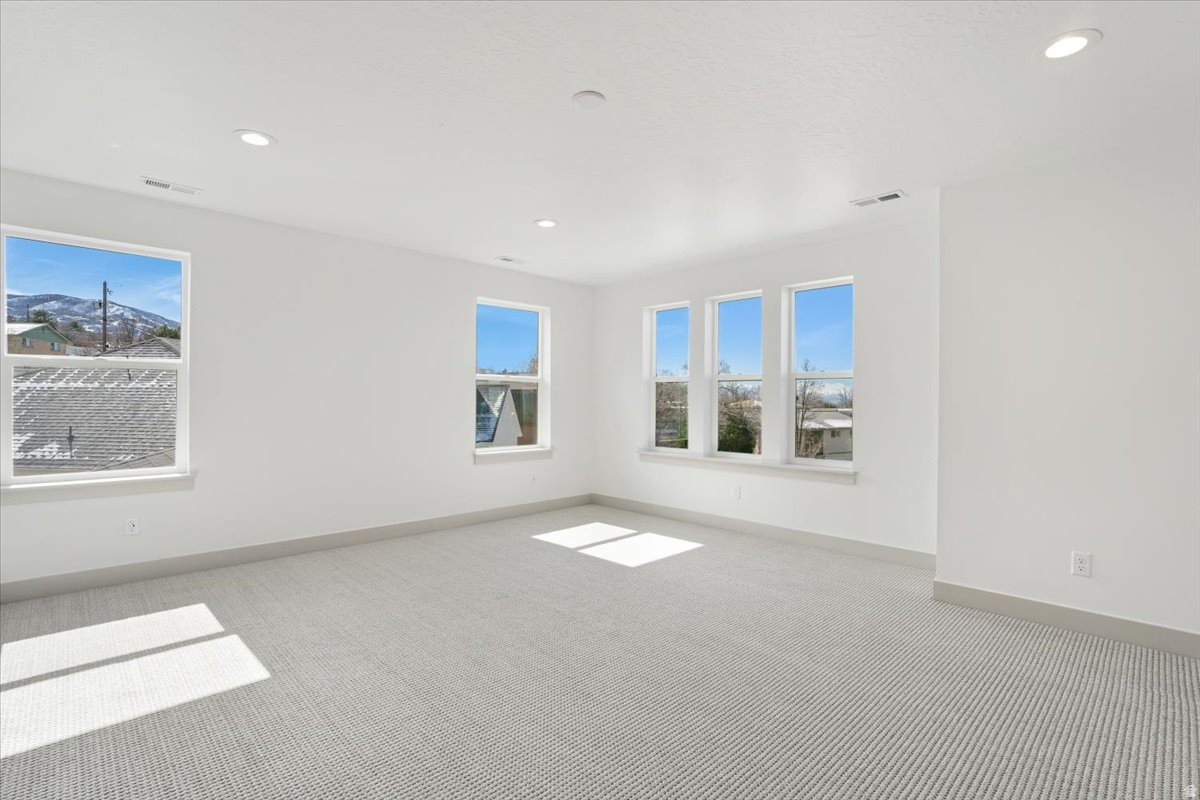 OAKHAVEN PARK - Residential