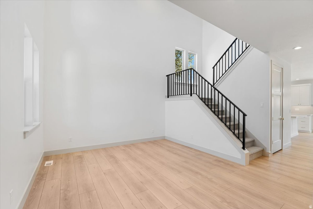 OAKHAVEN PARK - Residential