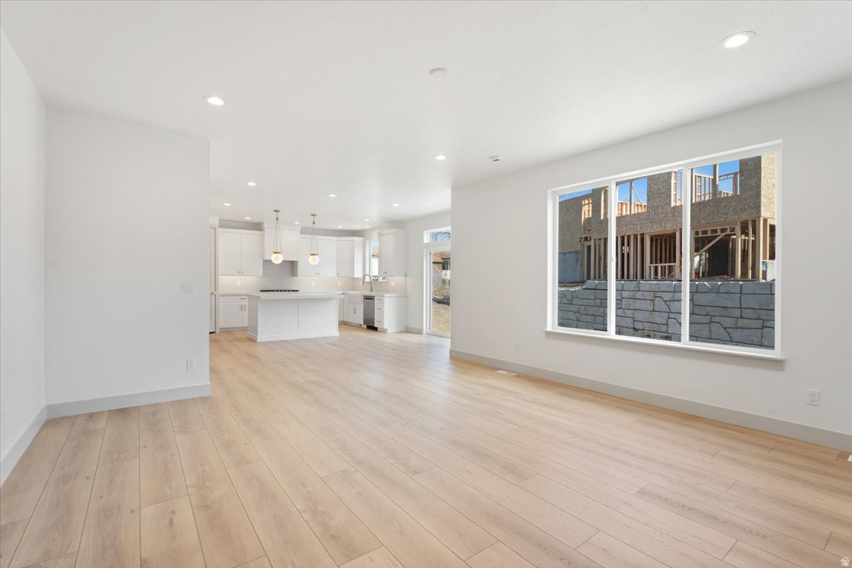 OAKHAVEN PARK - Residential