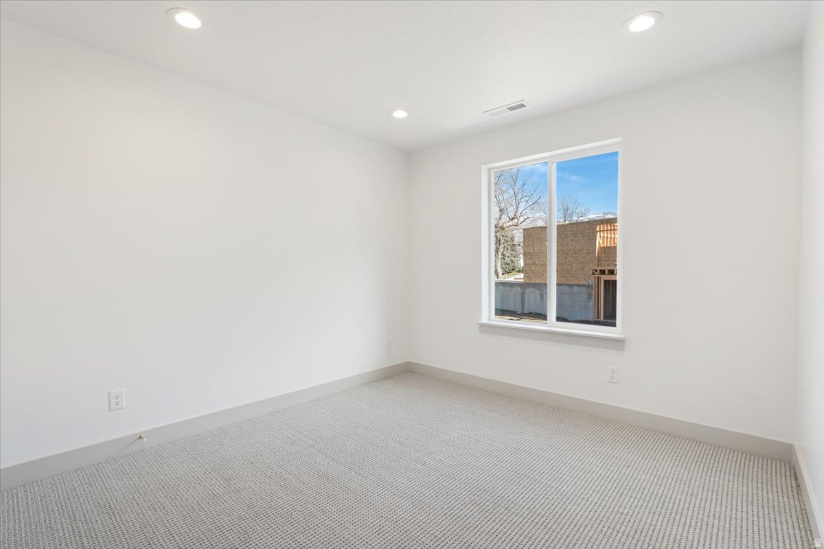 OAKHAVEN PARK - Residential