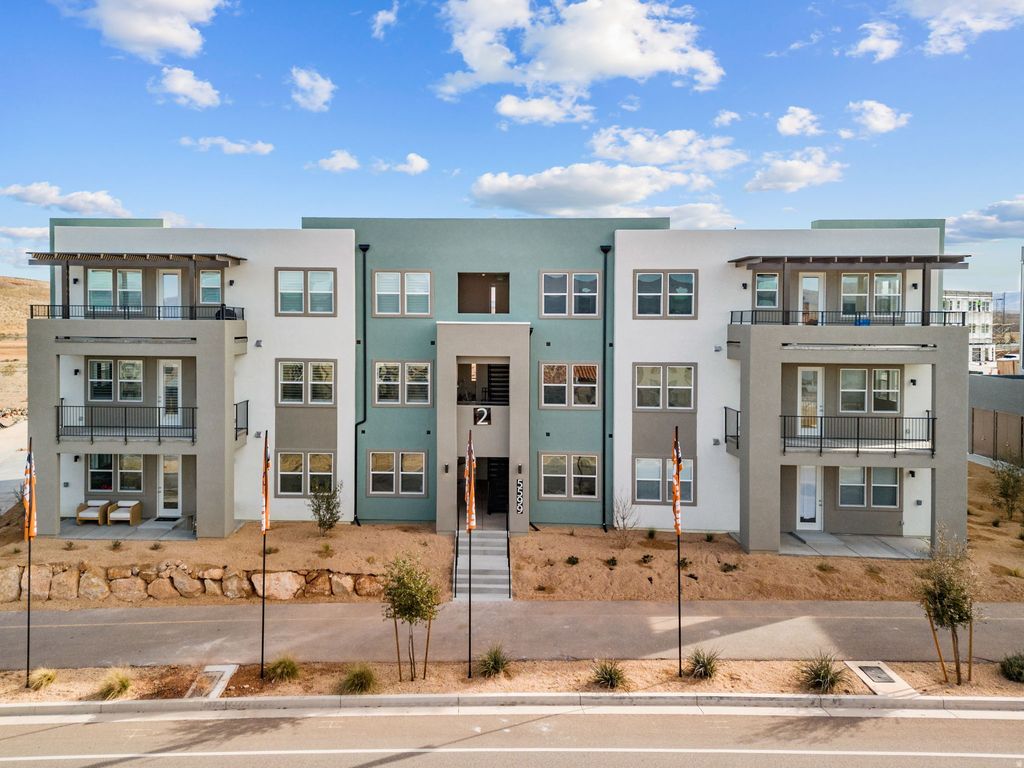 Photo of 5599 CARNELIAN PKWY #610, Saint George, UT 84790 (MLS # 2141577)