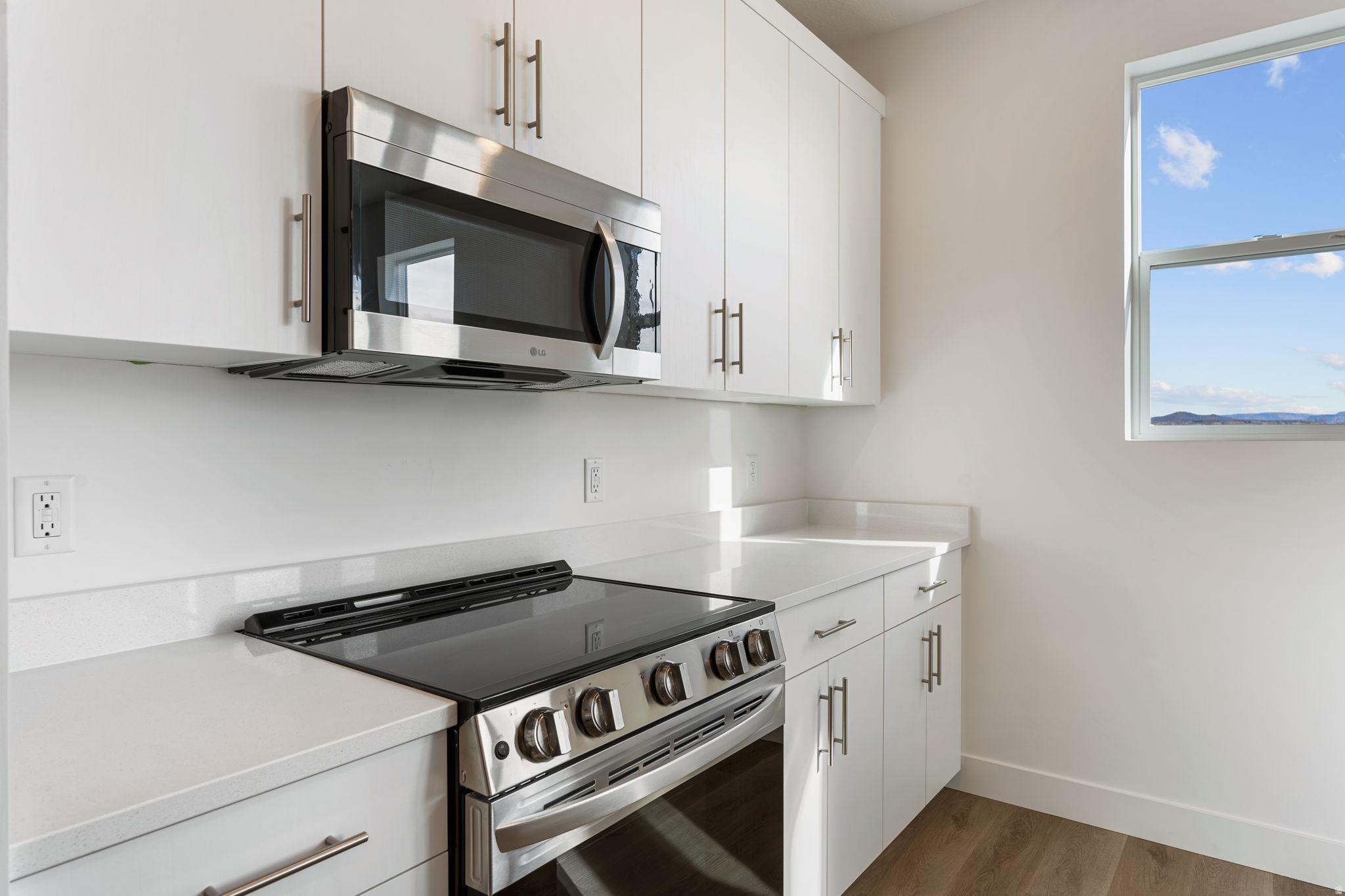 AUBURN HILLS - Residential