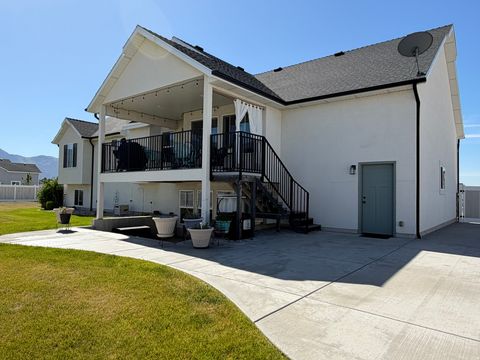 Tiny photo for 2832 W 2550 N, Plain City, UT 84404 (MLS # 2158403)