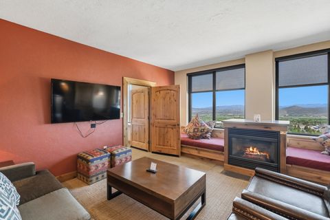 Tiny photo for 3855 N GRAND SUMMIT DR #424 Q3, Park City, UT 84098 (MLS # 2158670)