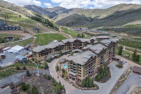 Tiny photo for 3855 N GRAND SUMMIT DR #424 Q3, Park City, UT 84098 (MLS # 2158670)