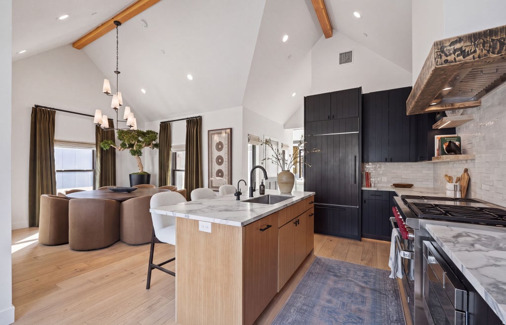 Photo of 1125 PARK AVE, Park City, UT 84060 (MLS # 2183328)