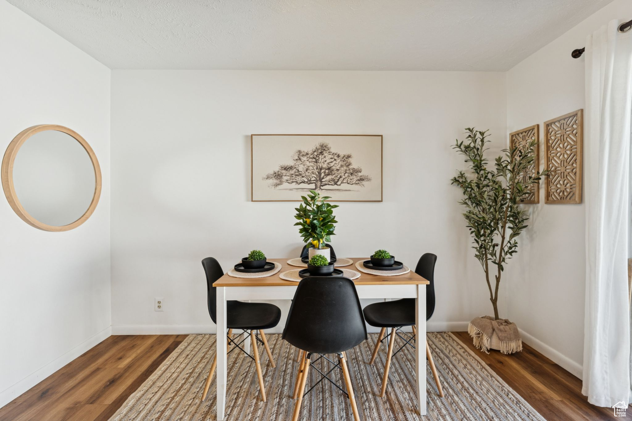 QUAIL VALLEY - Residential