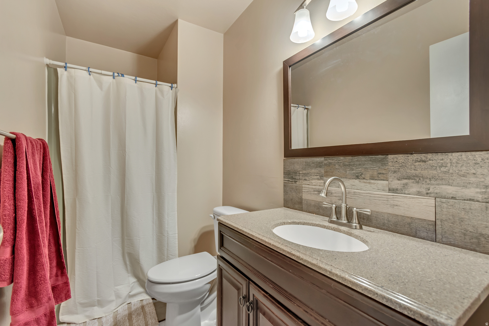 HIDDEN LAKE CONDO - Residential