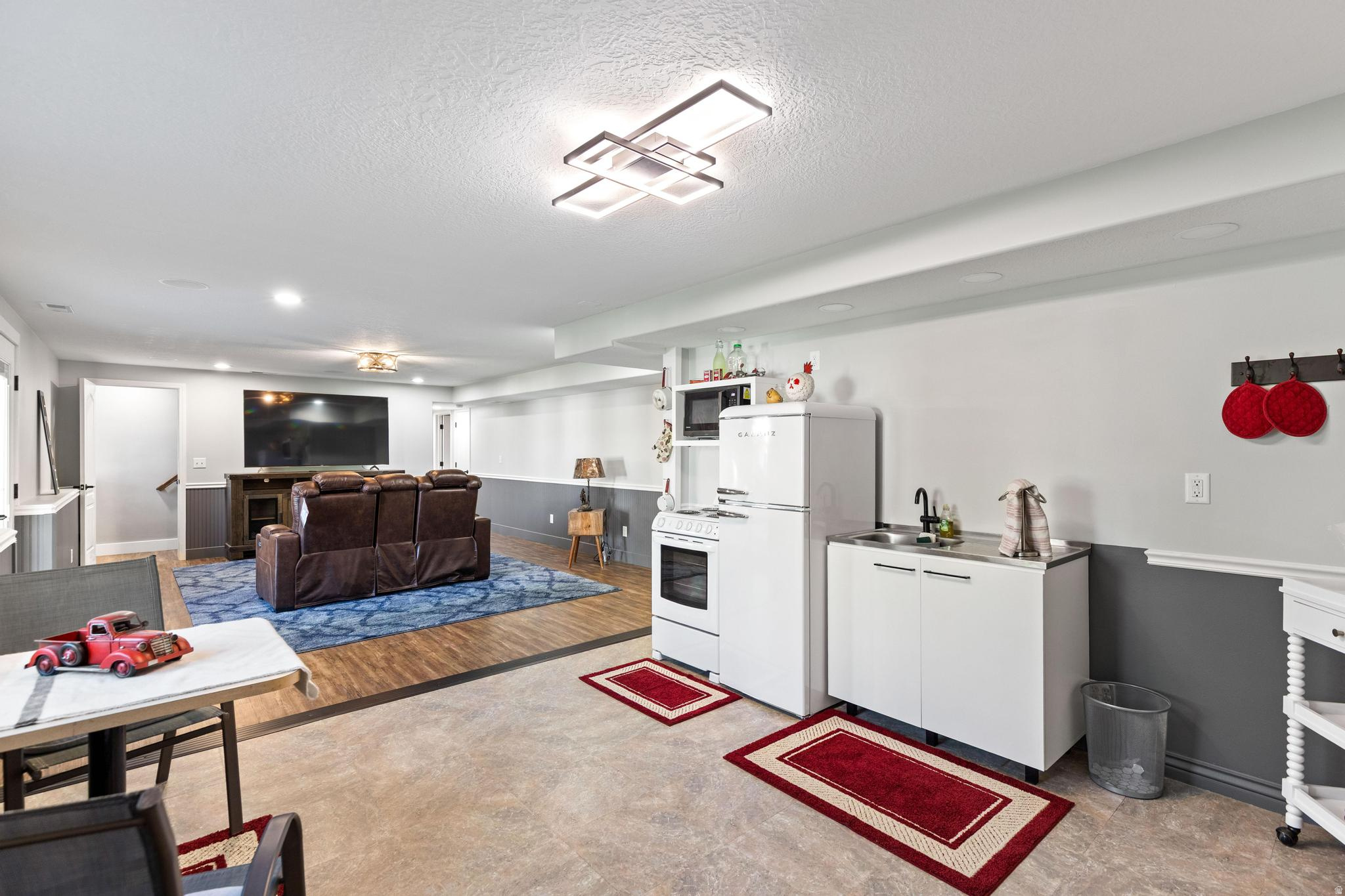 PHEASANT HOLLOW ESTATES PHASE 2 - Residential