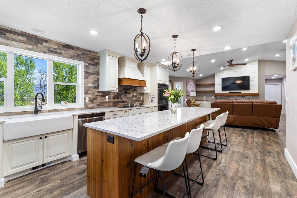 Photo of 578 N 160 E, Mendon, UT 84325 (MLS # 2157271)