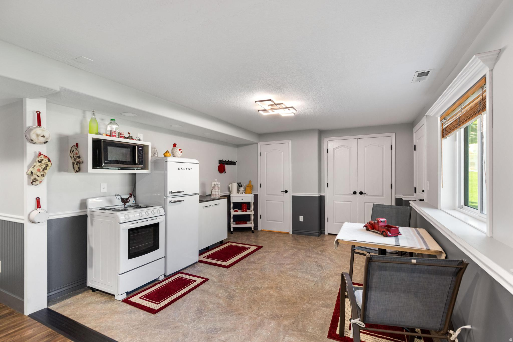 PHEASANT HOLLOW ESTATES PHASE 2 - Residential