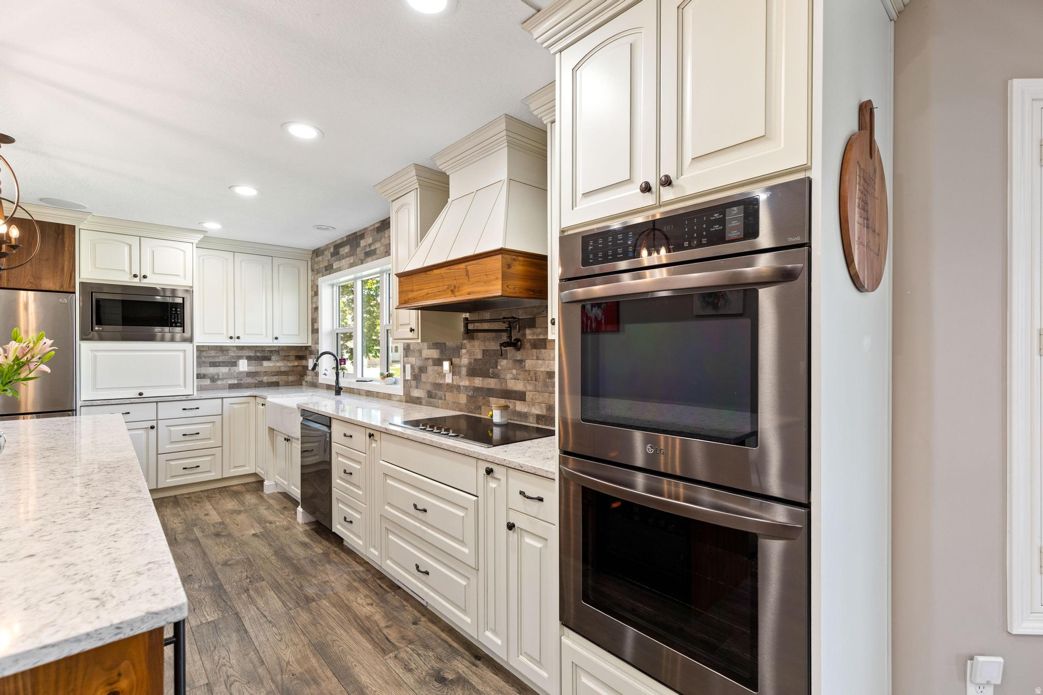 PHEASANT HOLLOW ESTATES PHASE 2 - Residential