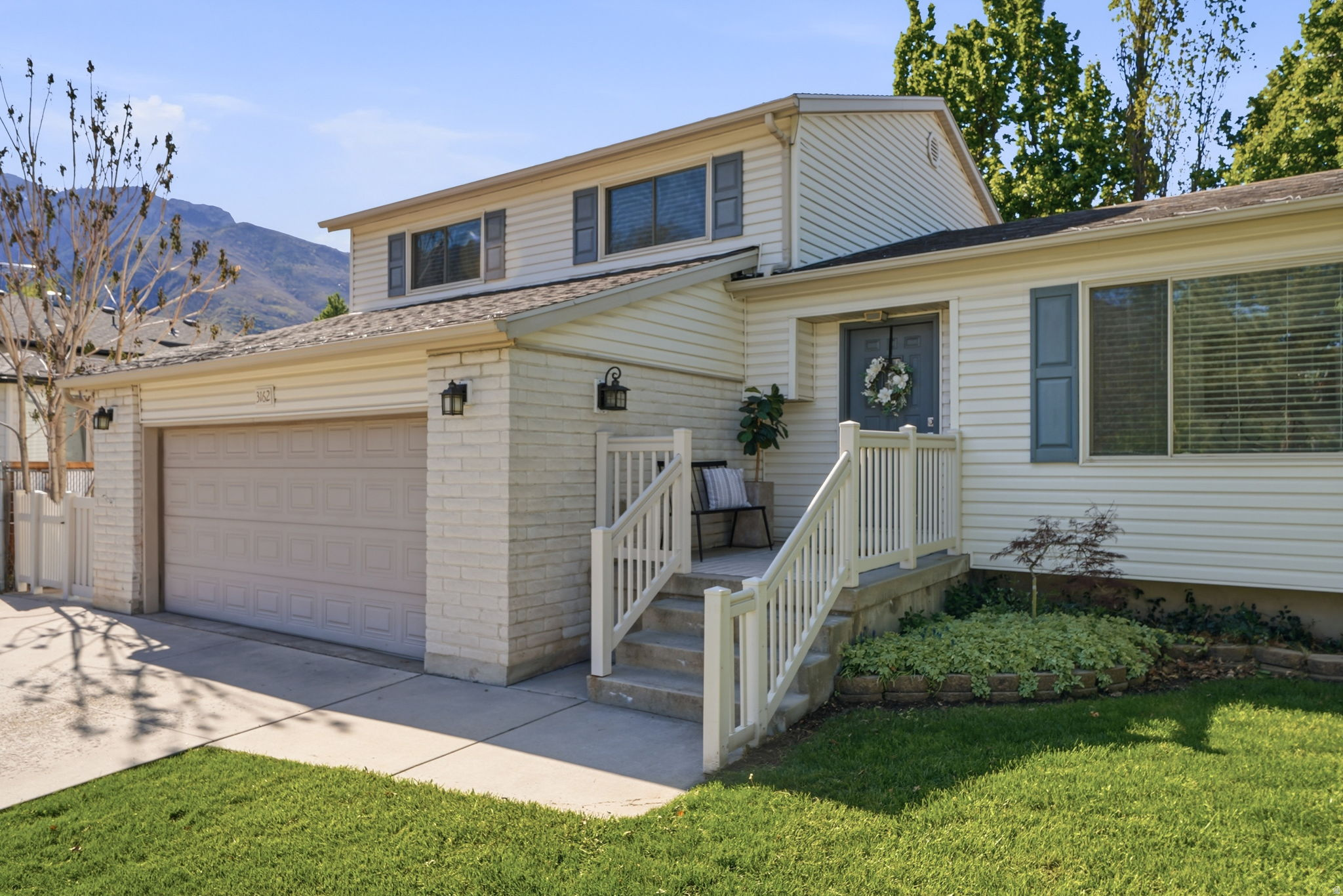 NUTREE WEST - Residential