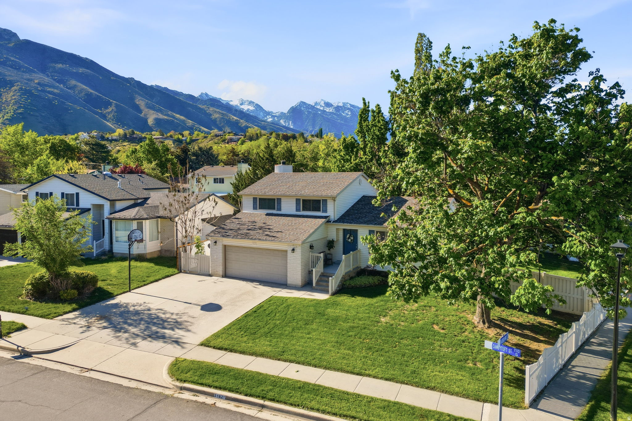 NUTREE WEST - Residential