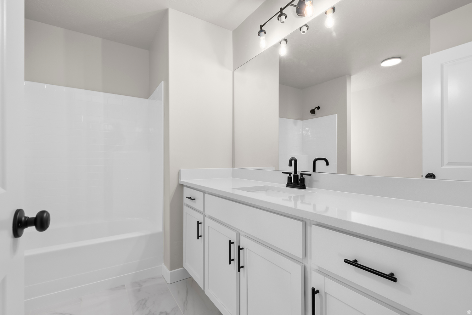 HIDDEN OAKS COTTAGES 770 - Residential