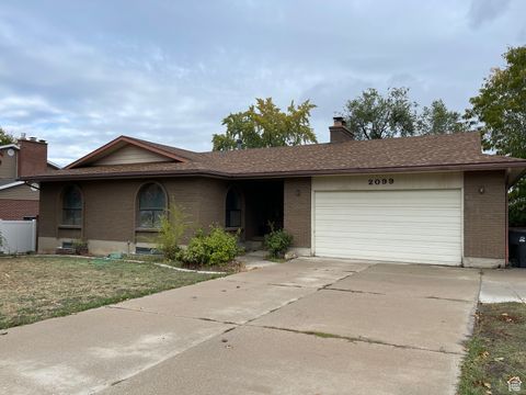 Tiny photo for 2099 E WORCHESTER DR S, Cottonwood Heights, UT 84121 (MLS # 2118242)