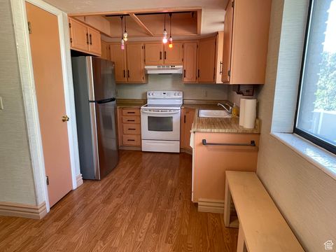 Tiny photo for 2099 E WORCHESTER DR S, Cottonwood Heights, UT 84121 (MLS # 2118242)