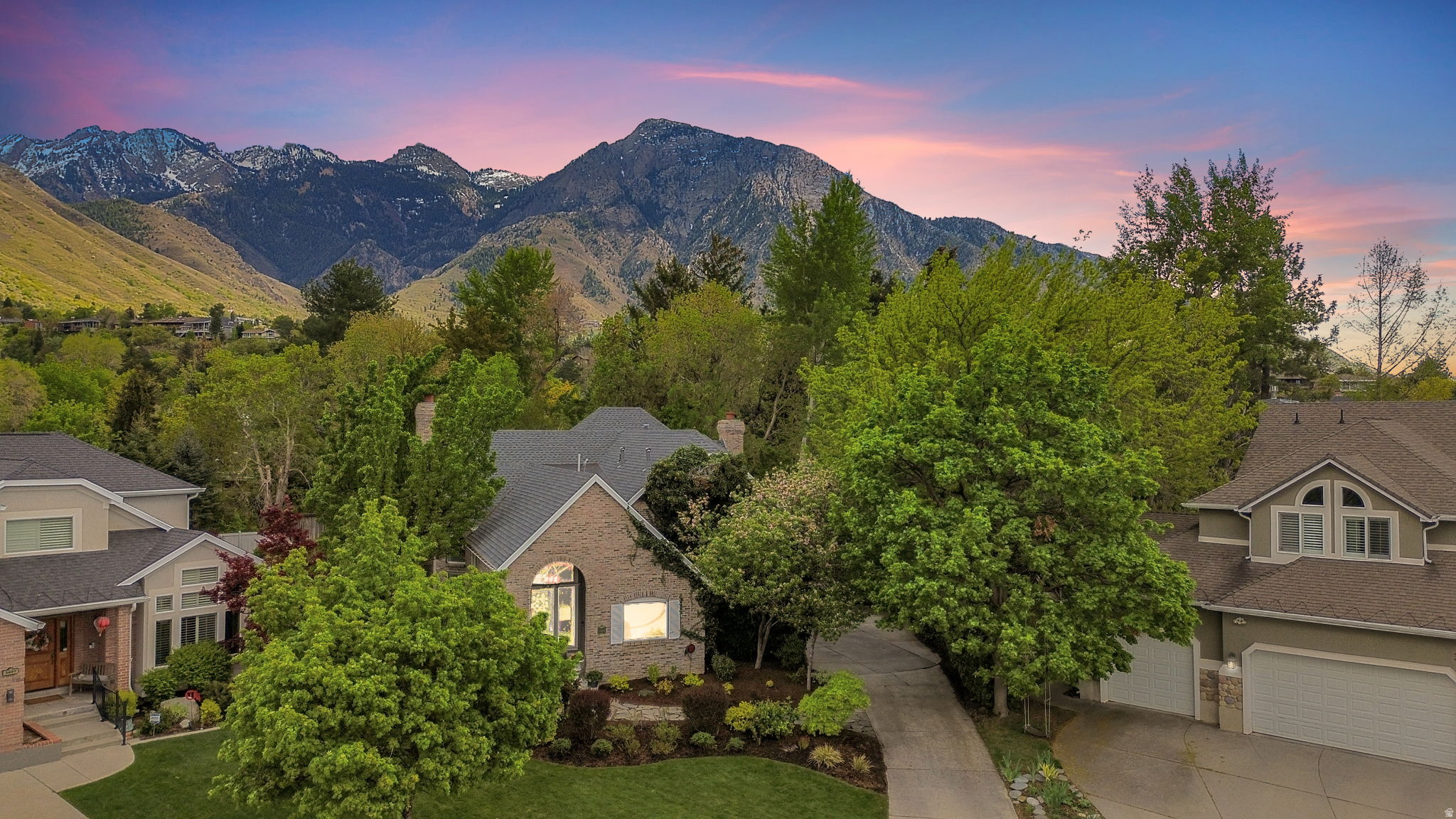 COUNTRY MILL ESTATE - Residential