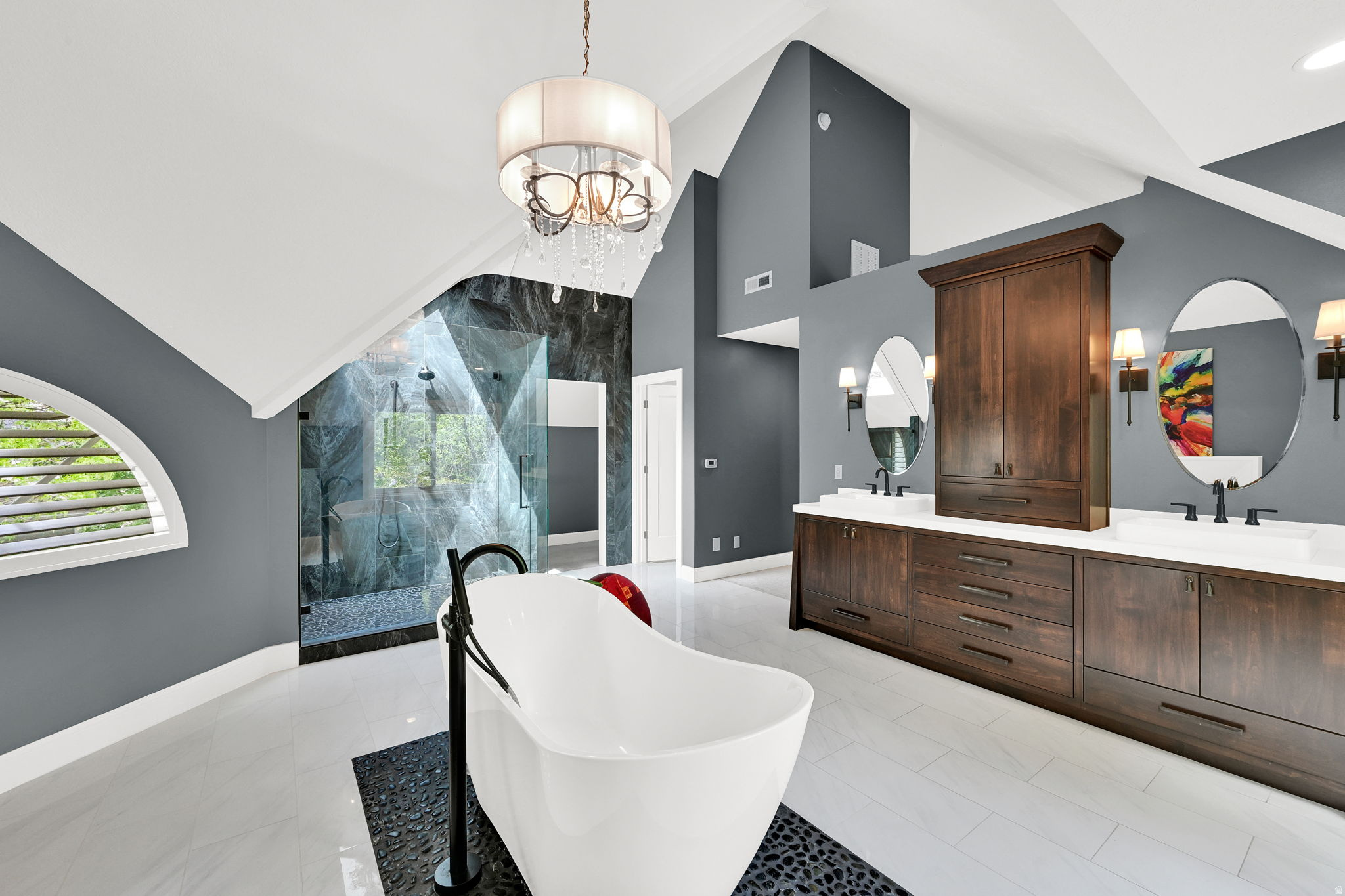 COUNTRY MILL ESTATE - Residential