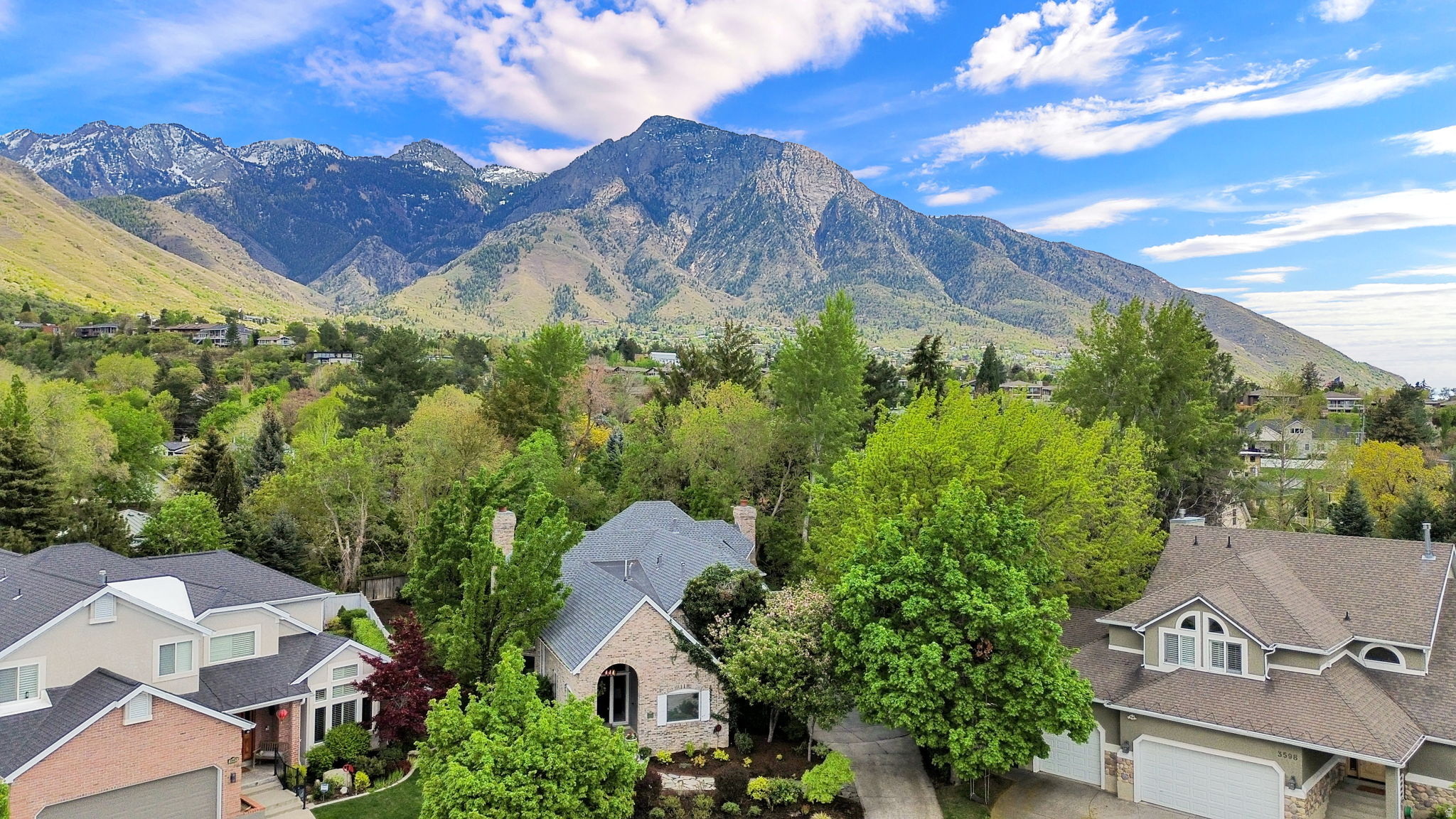 COUNTRY MILL ESTATE - Residential