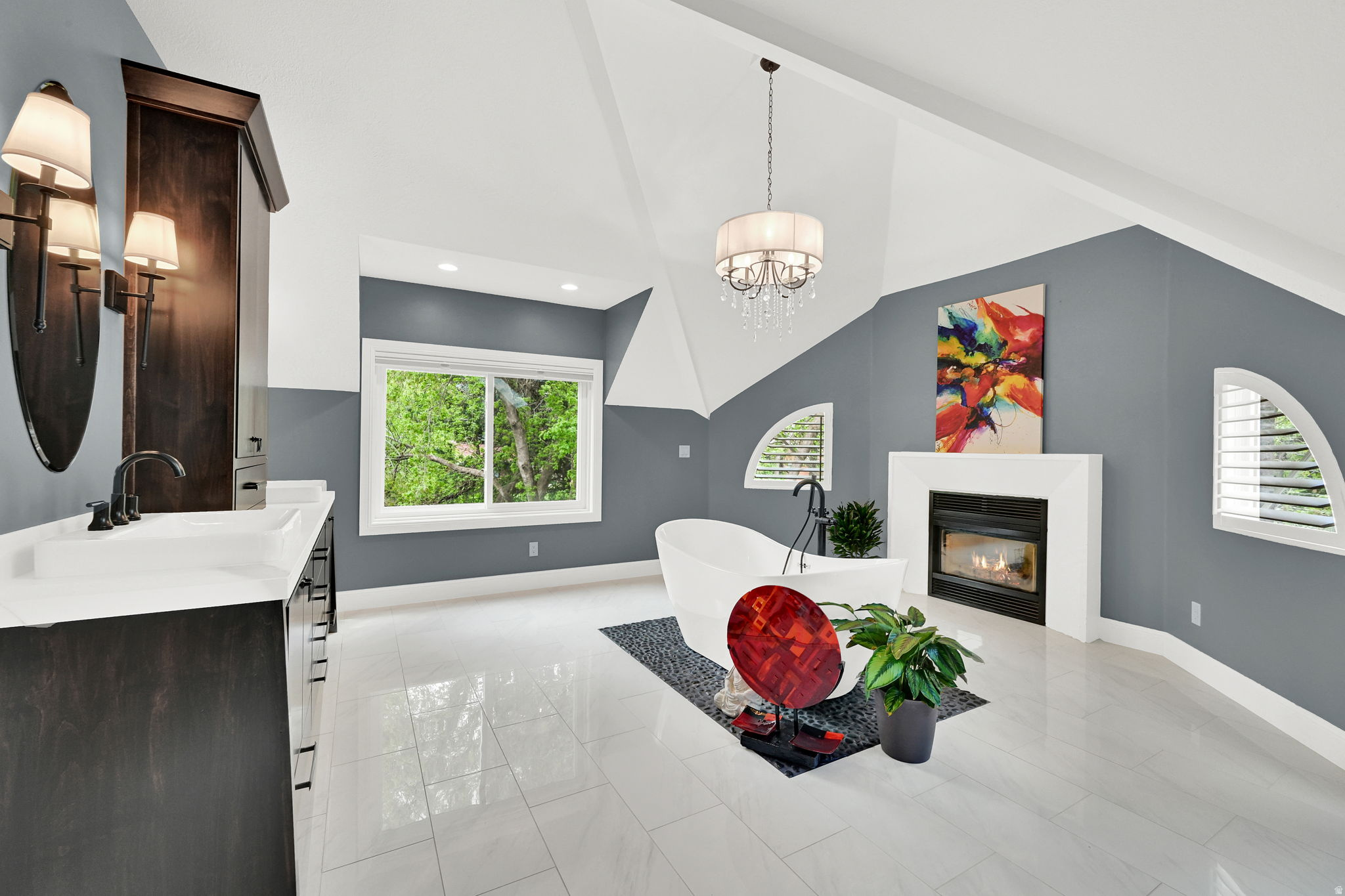 COUNTRY MILL ESTATE - Residential