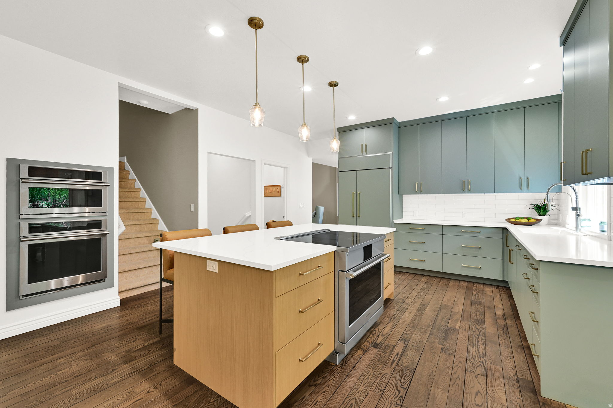 COUNTRY MILL ESTATE - Residential