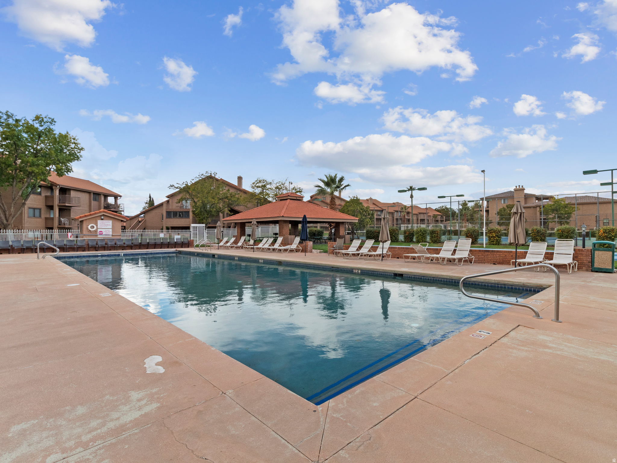 SPORTS VILLAGE - Residential