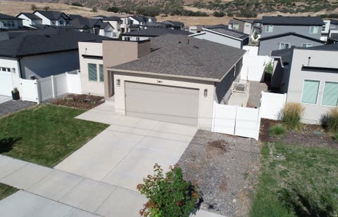 Photo of 3831 S POWDERWOOD LN, Mapleton, UT 84664 (MLS # 2176008)