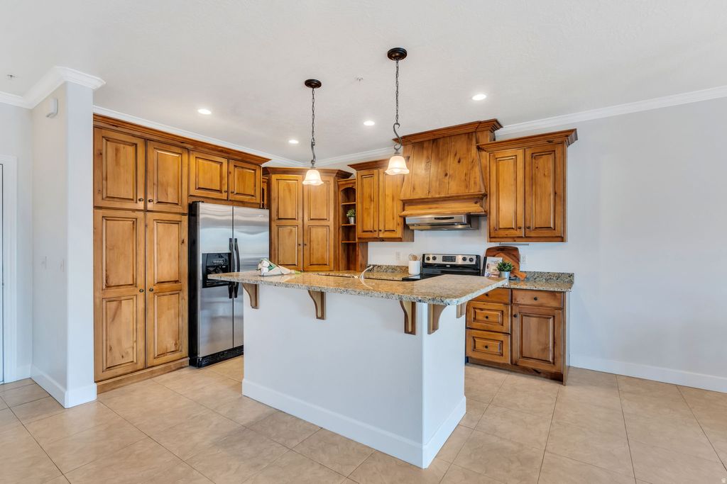 Photo of 983 W 1055 N #812, Orem, UT 84057 (MLS # 2153176)
