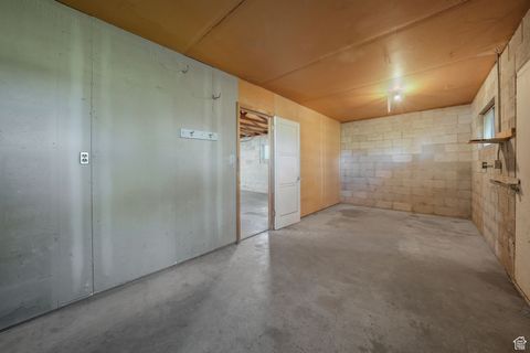 Tiny photo for 336 S 300 E, American Fork, UT 84003 (MLS # 2118634)