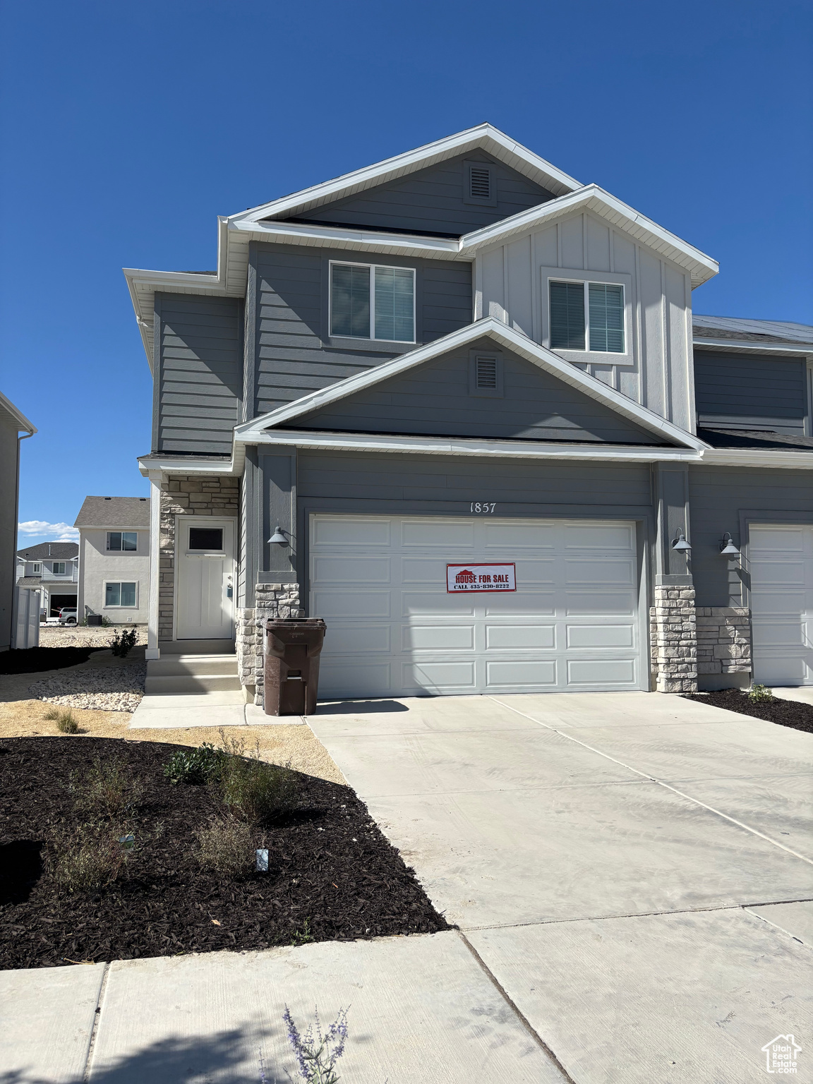 PARKWAY FIELDS TOWNS - Residential