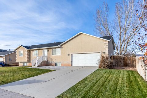 Tiny photo for 330 W 700 S, Richfield, UT 84701 (MLS # 2126368)