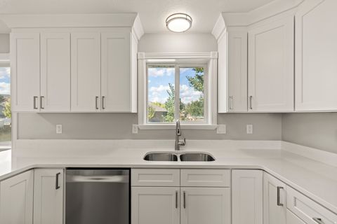 Tiny photo for 330 W 700 S, Richfield, UT 84701 (MLS # 2126368)