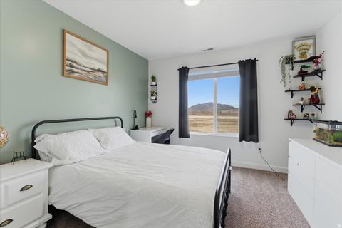 Tiny photo for 1202 W HIDDEN SPRING DR, Santaquin, UT 84655 (MLS # 2123853)