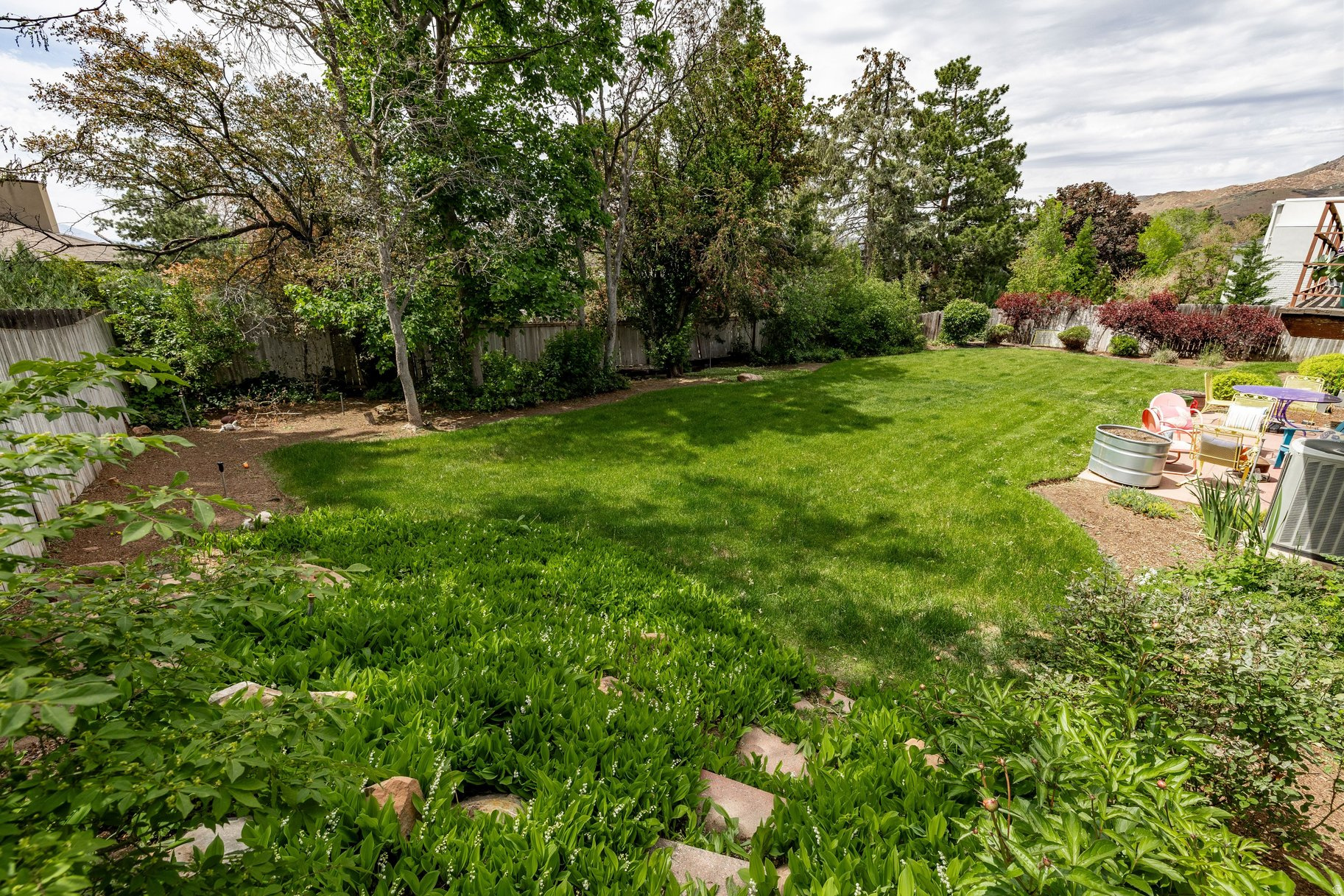 OAK HILLS - Residential