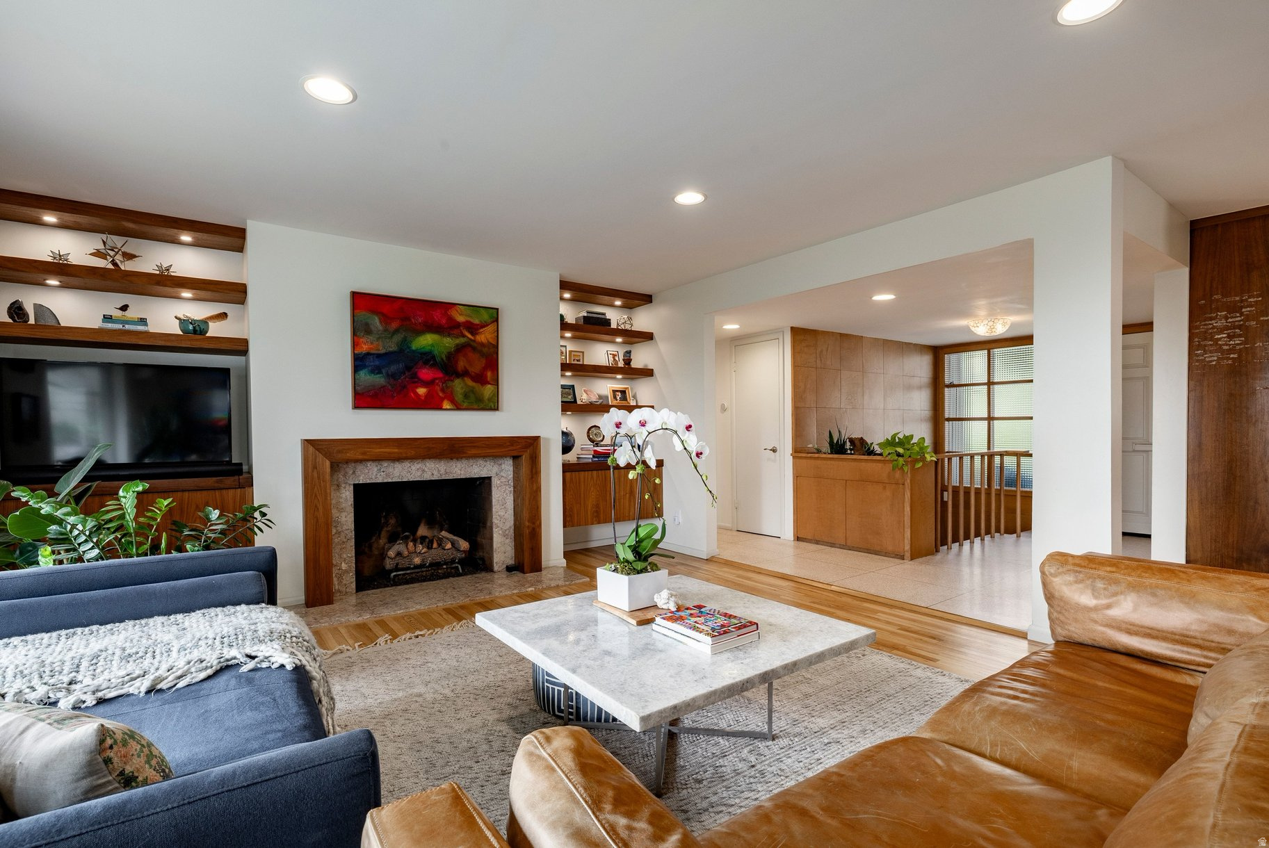 OAK HILLS - Residential