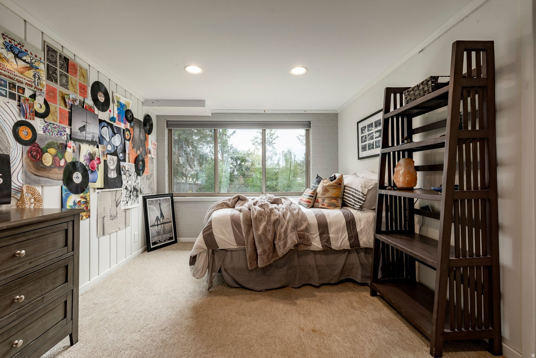 OAK HILLS - Residential