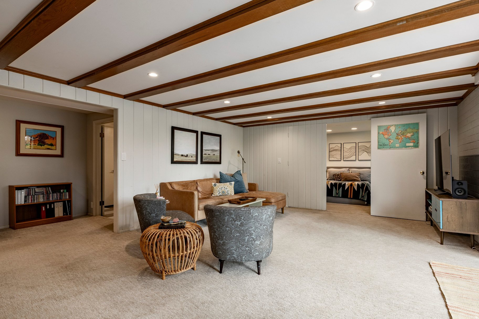 OAK HILLS - Residential