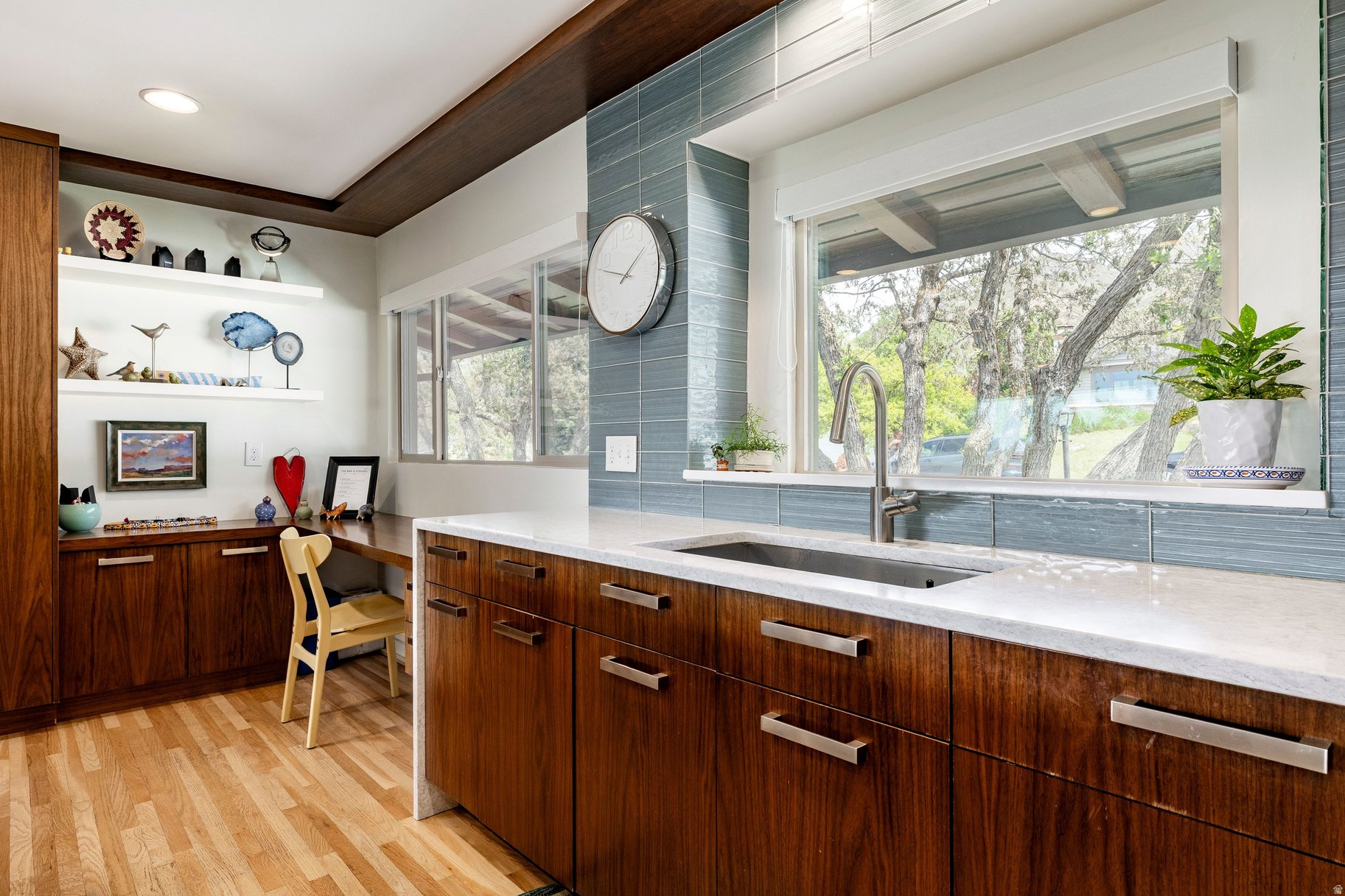 OAK HILLS - Residential