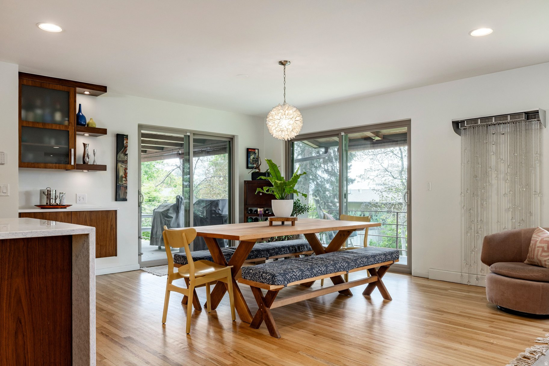 OAK HILLS - Residential