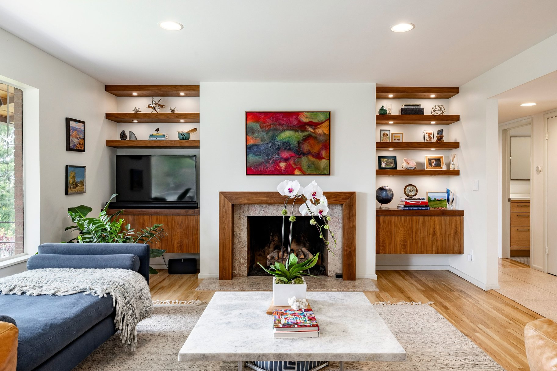 OAK HILLS - Residential