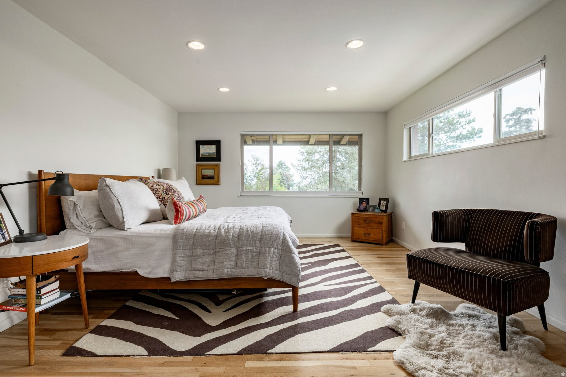 OAK HILLS - Residential